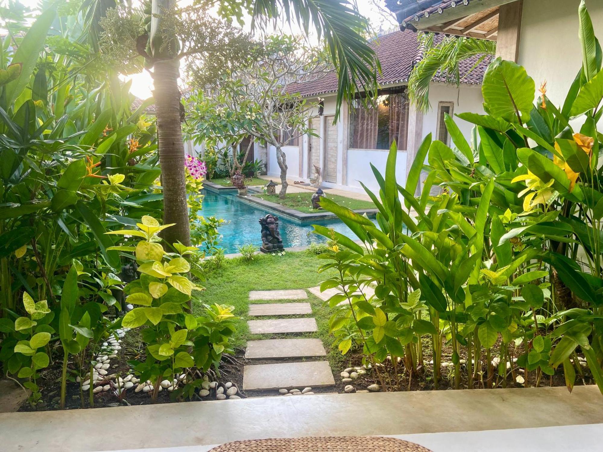 Damai Uluwatu Hotell Eksteriør bilde